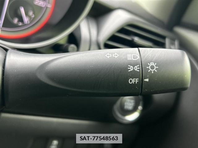 Suzuki SWIFT 2020-01 7916921-12