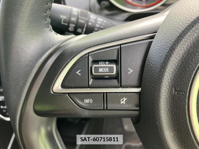 Suzuki SWIFT 2018-03 7916989-16