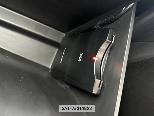 Suzuki SWIFT 2013-06 7917104-17