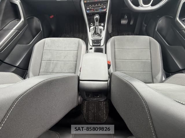 VolksWagen T-ROC 2022-11 7913059-14