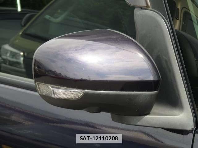 Daihatsu TANTO 2022-10 7913104-11