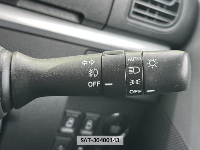 Daihatsu TANTO 2014-01 7916729-14