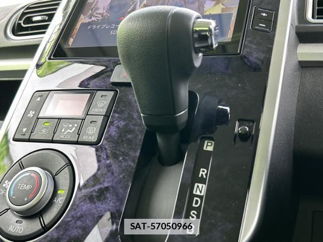 Daihatsu TANTO 2019-02 7916909-16
