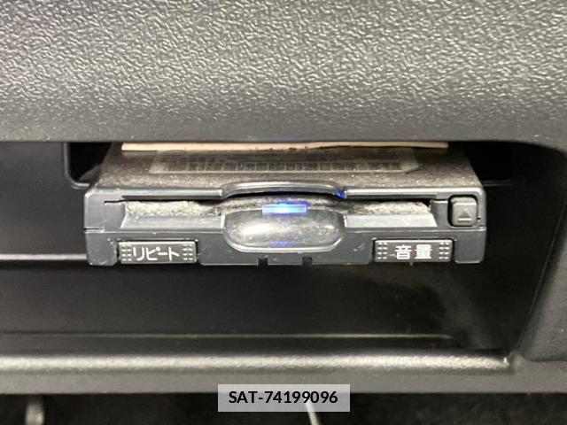 Daihatsu TANTO 2011-05 7917117-16