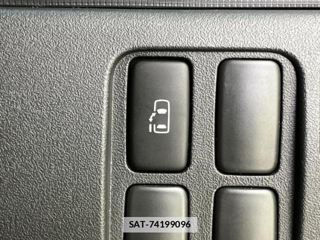 Daihatsu TANTO 2011-05 7917117-17