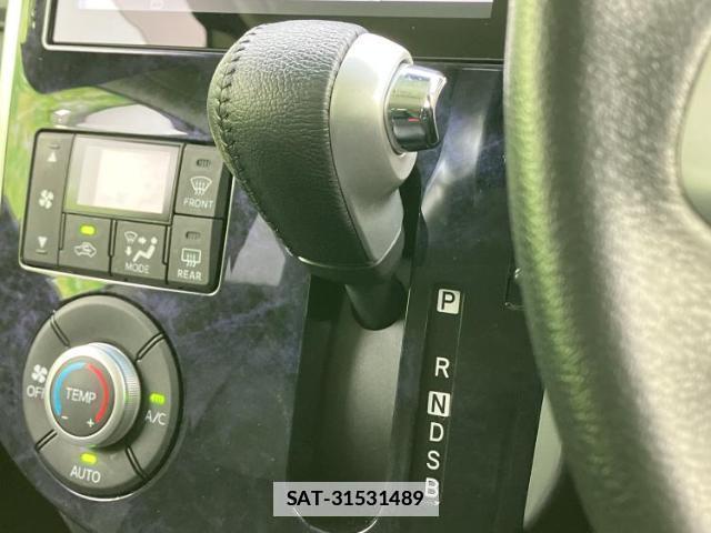 Daihatsu TANTO 2017-04 7917192-17