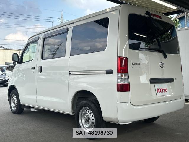 Toyota TOWNACE VAN 2017-08 7915155-18