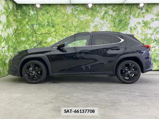 Lexus UX 2020-11 7913719-1