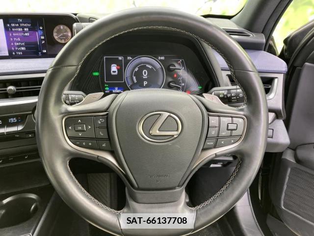 Lexus UX 2020-11 7913719-14