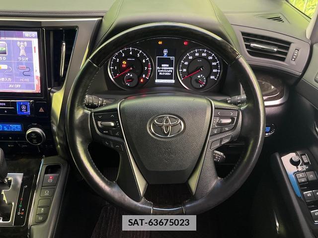 Toyota VELLFIRE 2016-08 7914095-11