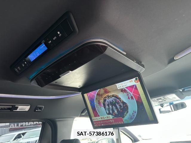 Toyota VELLFIRE 2017-12 7916439-4