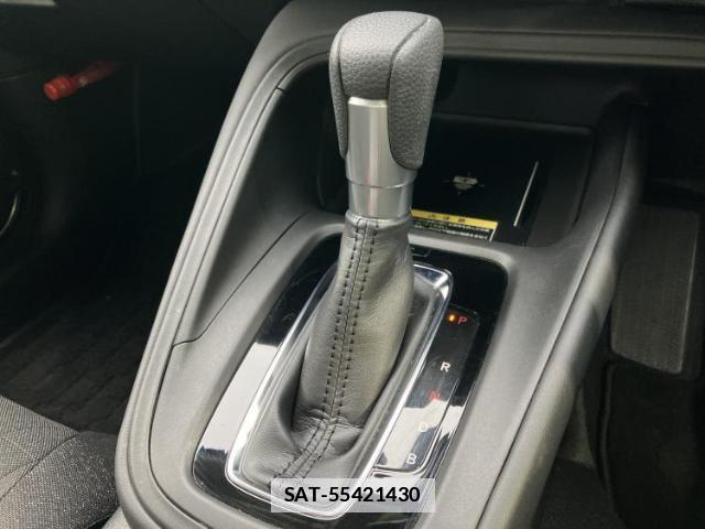 Honda VEZEL 2023-06 7913086-17