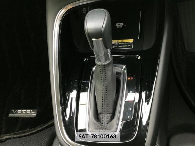 Honda VEZEL 2024-03 7915772-17