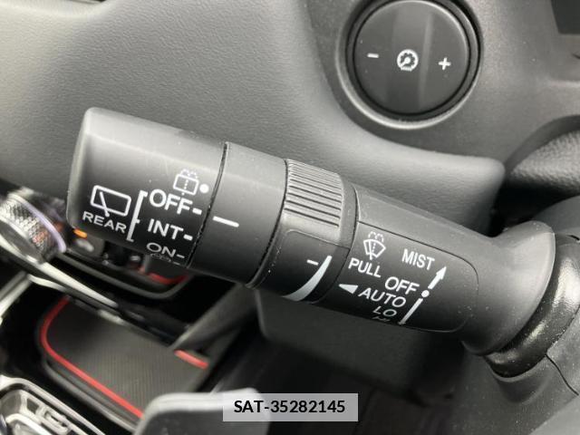 Honda VEZEL 2025-07 7916375-16