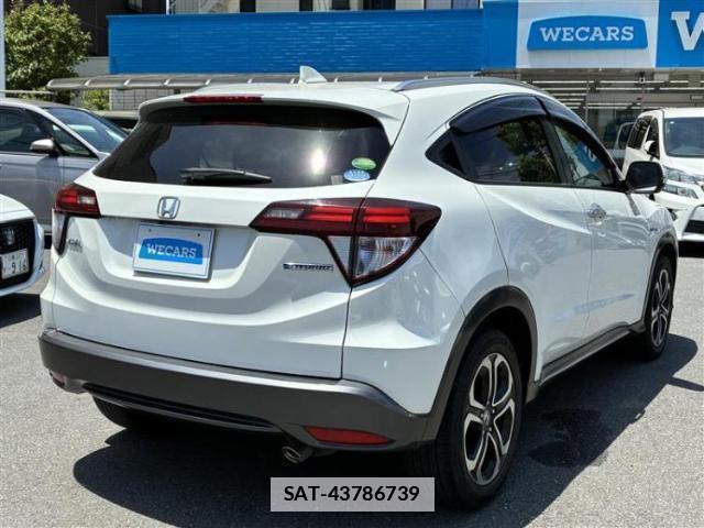 Honda VEZEL 2018-01 7917123-2