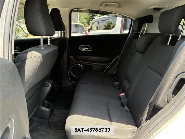 Honda VEZEL 2018-01 7917123-6