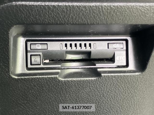 Toyota VITZ 2018-11 7916018-12