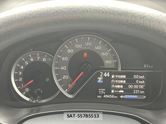 Toyota VITZ 2017-08 7916304-14