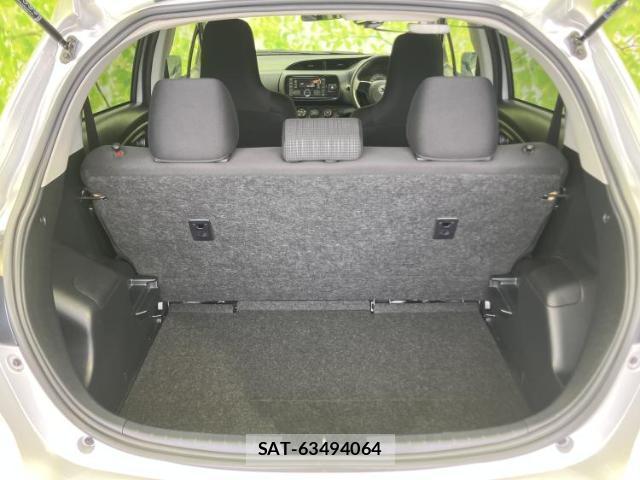 Toyota VITZ 2020-02 7917078-7