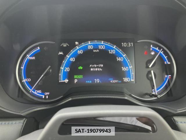 Toyota VOXY 2023-05 7913004-13