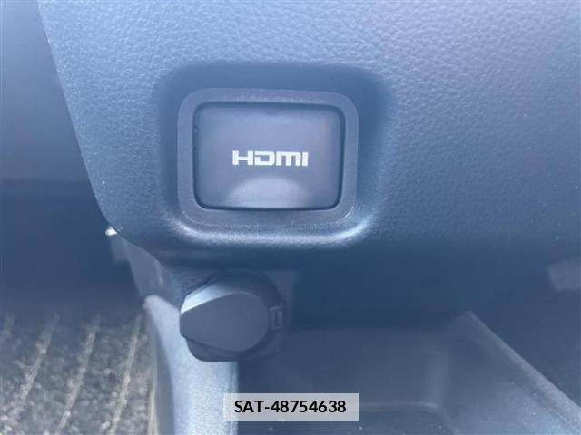 Toyota VOXY 2024-08 7913395-17