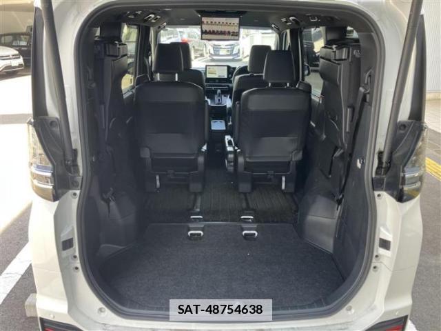 Toyota VOXY 2024-08 7913395-7