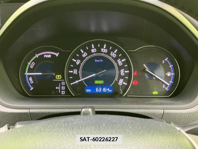 Toyota VOXY 2017-07 7913815-13