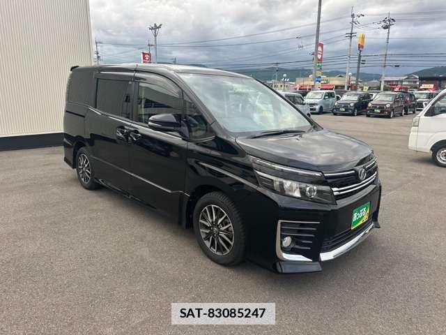 Toyota VOXY 2015-03 7913879-7