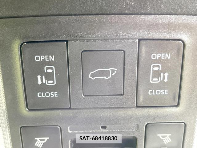 Toyota VOXY 2024-02 7914478-5
