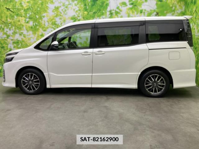 Toyota VOXY 2014-06 7915124-1