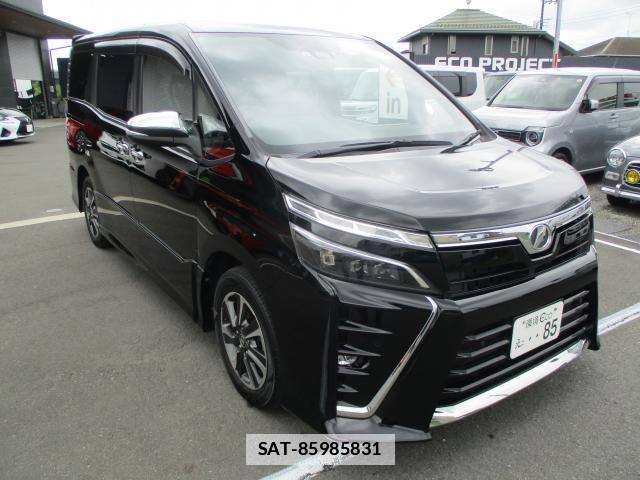 Toyota VOXY 2019-06 7915158-7