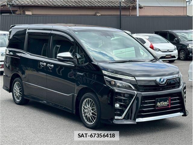Toyota VOXY 2019-06 7915944-6