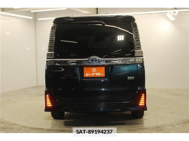 Toyota VOXY 2019-12 7916300-10