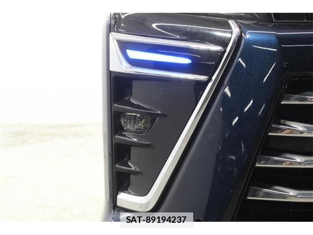 Toyota VOXY 2019-12 7916300-17