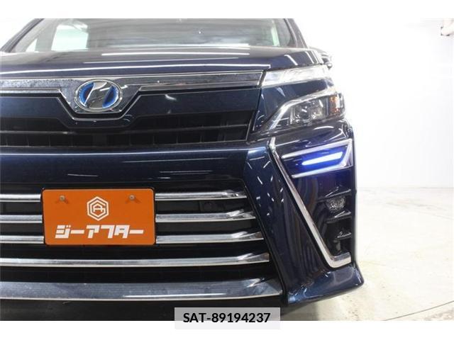 Toyota VOXY 2019-12 7916300-18
