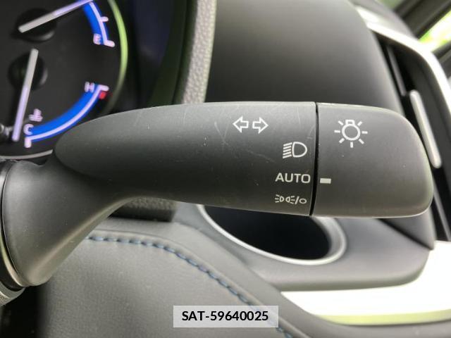 Toyota VOXY 2026-02 7916750-16