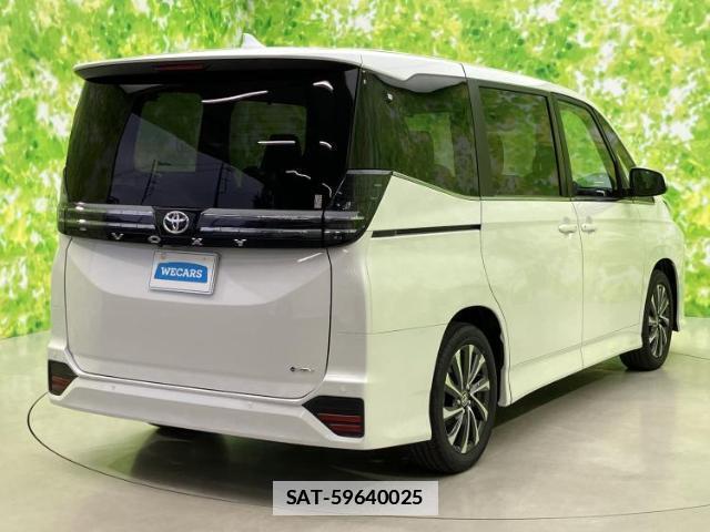 Toyota VOXY 2026-02 7916750-2