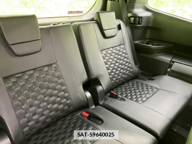 Toyota VOXY 2026-02 7916750-5