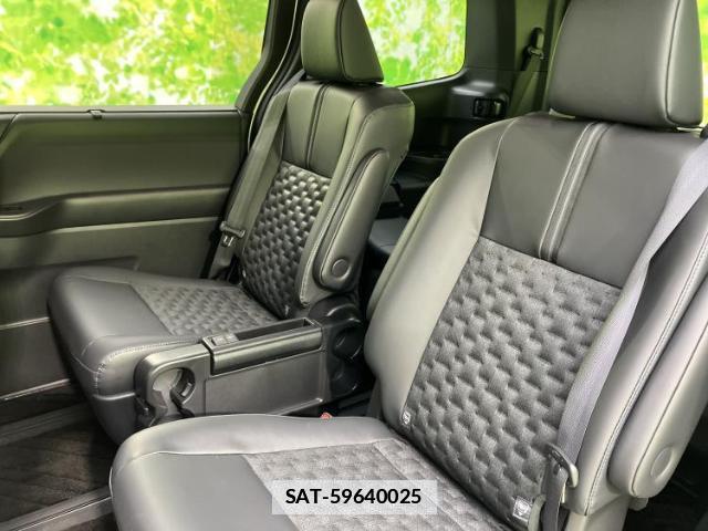 Toyota VOXY 2026-02 7916750-7