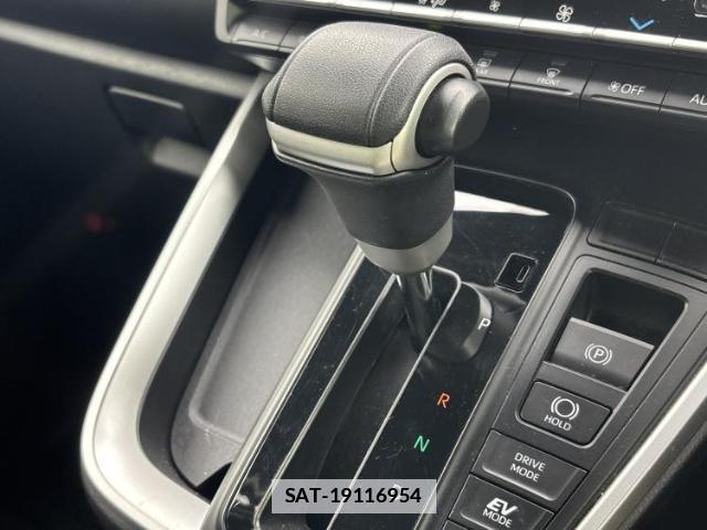Toyota VOXY 2025-03 7916779-17