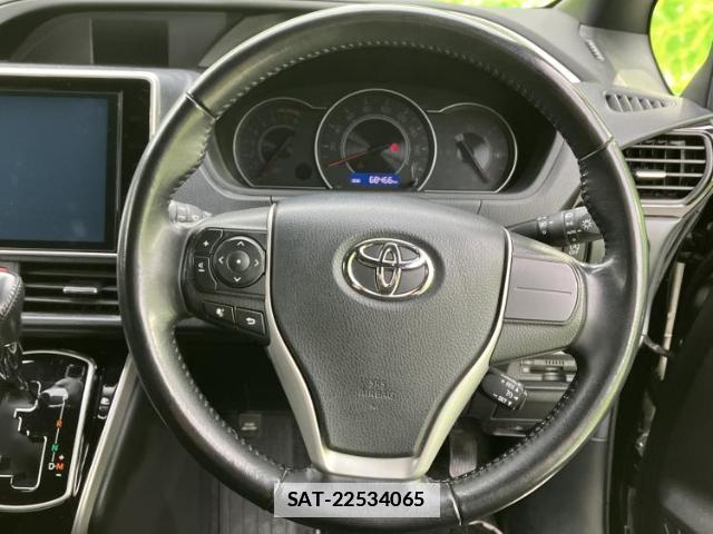 Toyota VOXY 2019-11 7916791-15