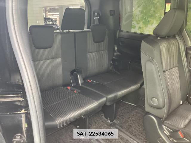 Toyota VOXY 2019-11 7916791-5