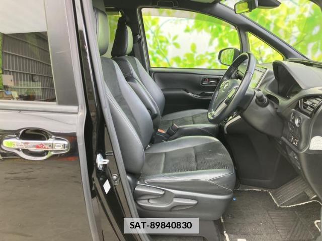 Toyota VOXY 2020-12 7916842-3