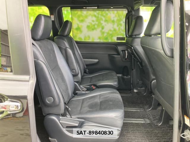 Toyota VOXY 2020-12 7916842-4