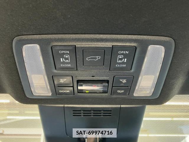 Toyota VOXY 2025-02 7916844-13