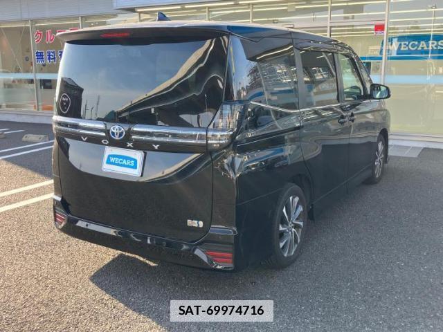 Toyota VOXY 2025-02 7916844-2