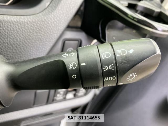 Toyota VOXY 2020-03 7916961-14