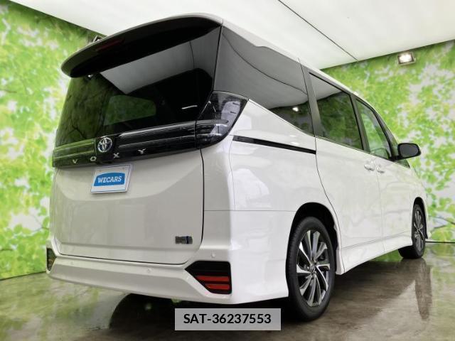 Toyota VOXY 2024-11 7917000-2