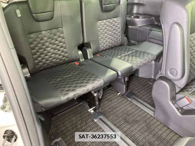 Toyota VOXY 2024-11 7917000-5