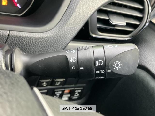Toyota VOXY 2020-09 7917069-15